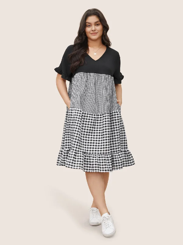 Gingham Patchwork V Neck Pocket Ruffles Dress Stylish Women's Apparel