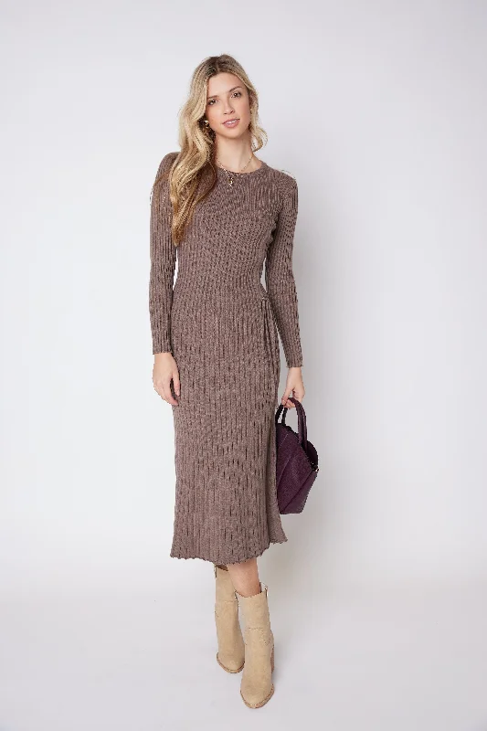 Alisha Side Shirring Sweater Dress Feminine Dresses for Women in Bold Prints