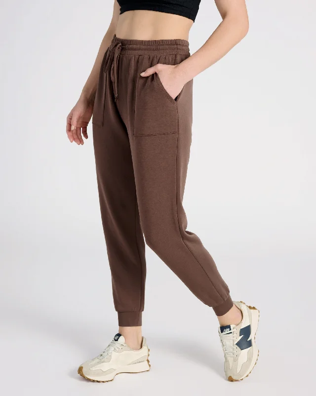 Patch Pocket Lounge Jogger Women's Classic Outfit