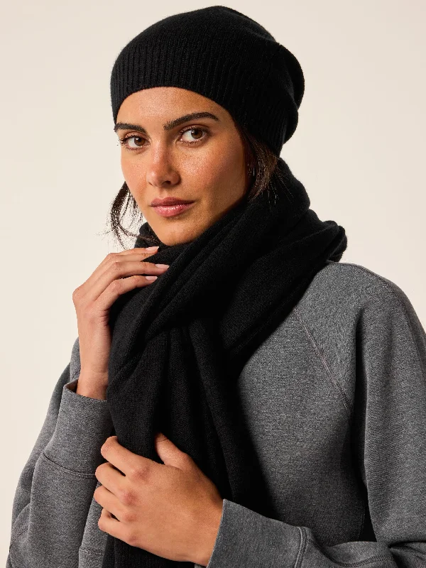 Wool Cashmere Scarf Fashionable Women's Outfit