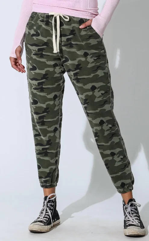 Ester Sweatpant In Camo Print Casual Clothing For Women