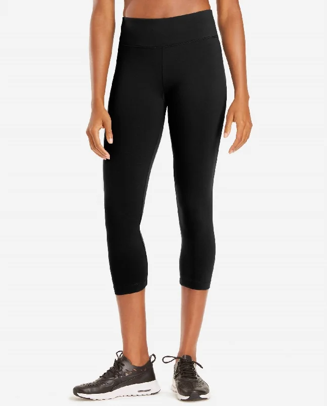 Yoga Capri Leggings In Black Signature Stylish Dresses for Women