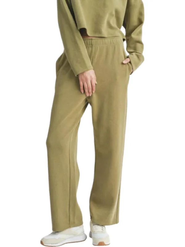 Relaxed Stay Wide Leg Sweat Pants In Dark Sage Casual Wear