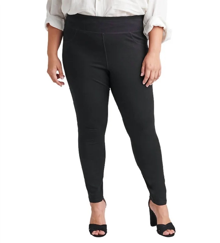 Ricki Mid Rise Legging - Plus In Black Women's Chic Outerwear Outfit