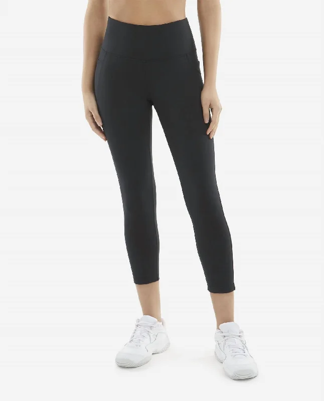 Cropped Legging In Black Salt Women's Outfit